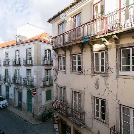 Apartament Joivy Splendid 2br Flat In Bairro Alto, Nearby Luis De Camoes Square Lizbona